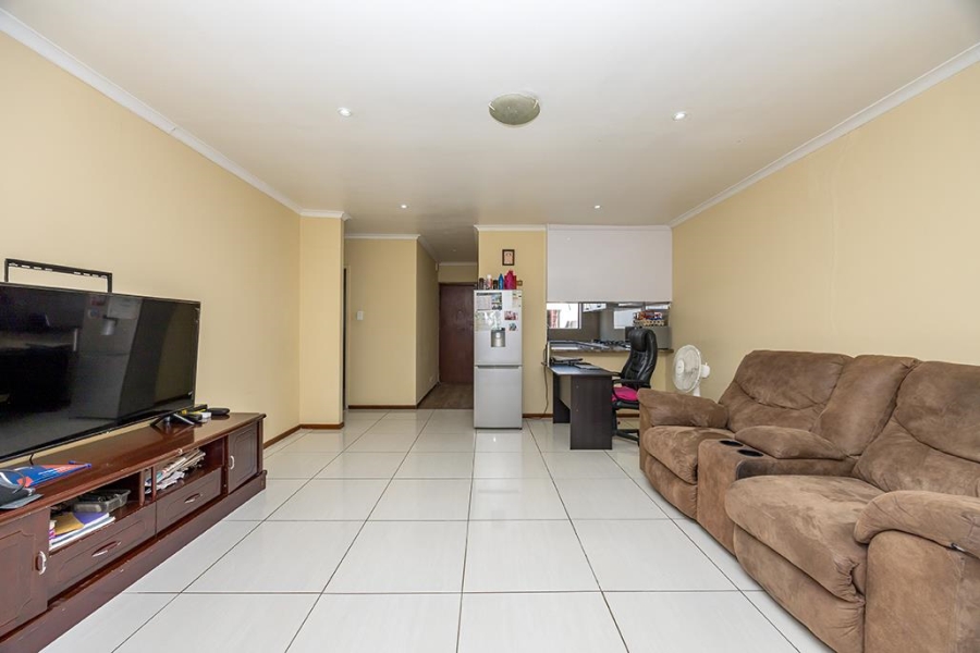 2 Bedroom Property for Sale in Table View Western Cape